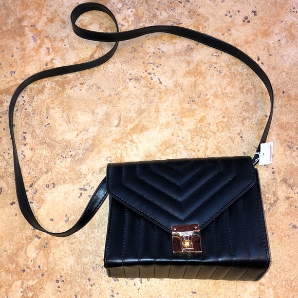 Black Faux Leather Pocketbook with Gold Twist Lock - Picture 1 of 5